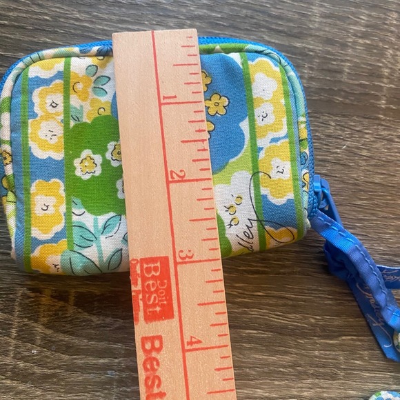 Vera Bradley Floral Coin Purse and Charm Blue Green Yellow - Picture 5 of 5